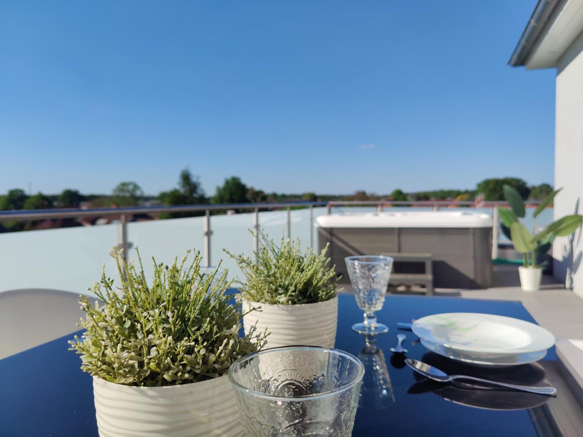 Penthouse Mit Whirlpool Im Herzen Von Niedersachsen Burgwedel  Buitenkant foto